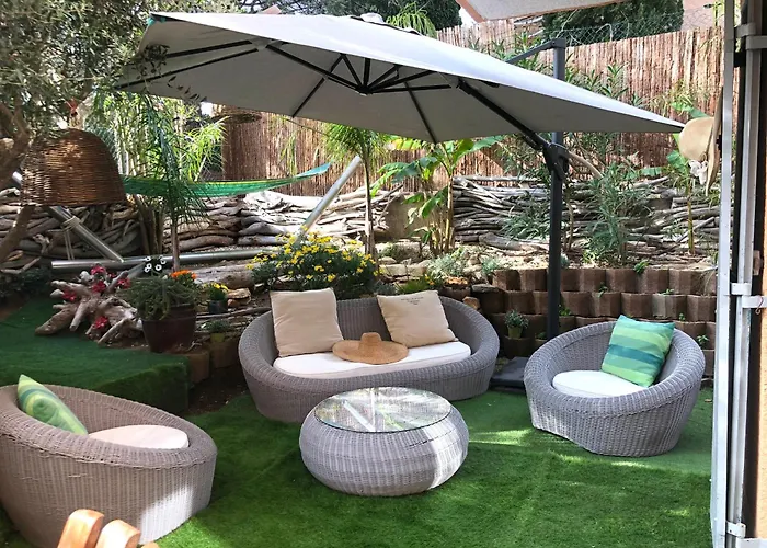 Golf Saint Tropez Rez De Jardin Vue Piscine *